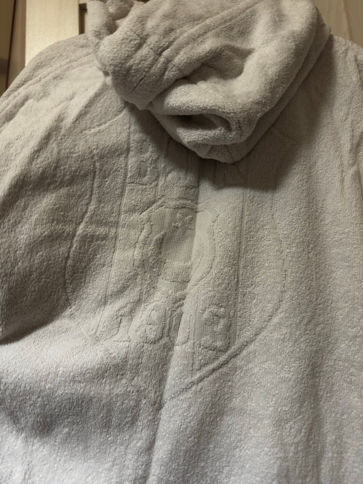 Kapüşonlu Beyaz Baskılı Bornoz BJK BEŞİKTAŞ - Görsel 4