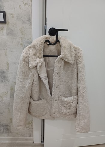 Bej Peluş Kadın Ceket, Rahat Kesim