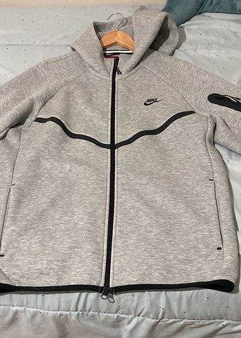 Nike Tech Fleece Gri