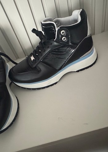 Zara ayakkabı - Görsel 3