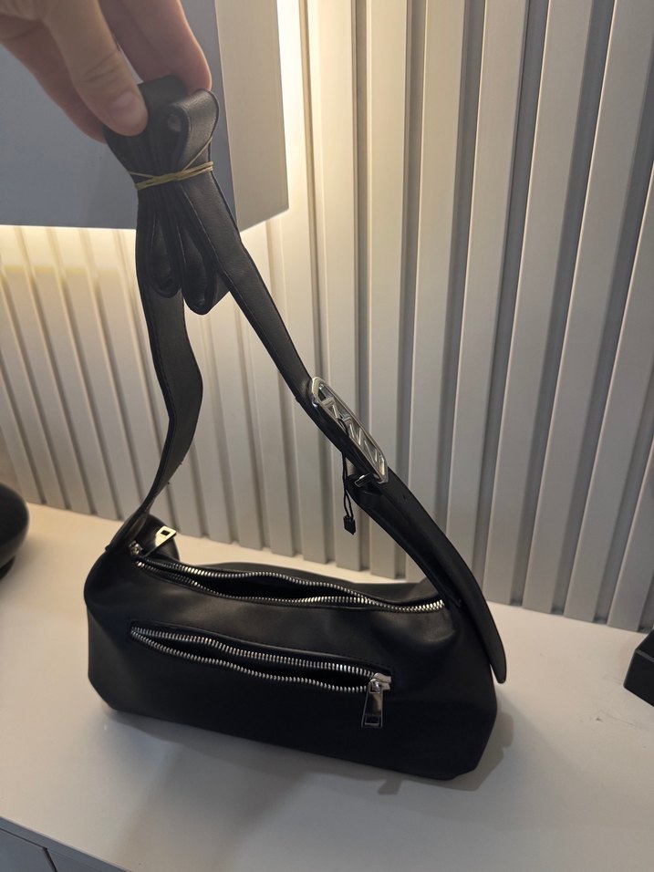 Siyah Deri Kadın Çapraz Çanta - Görsel 3