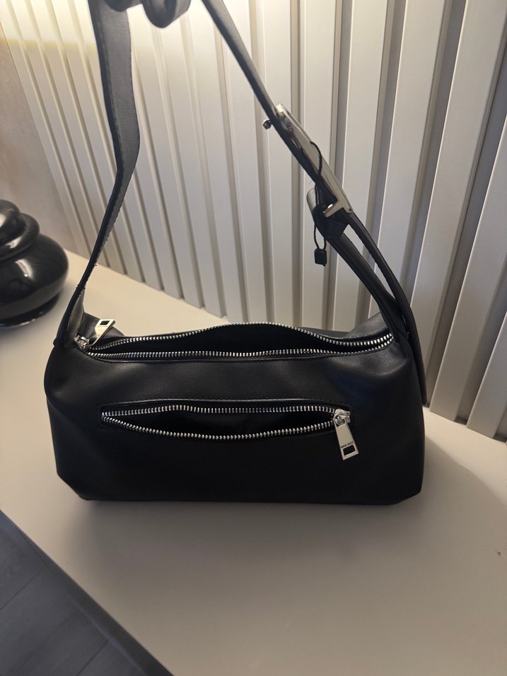 Siyah Deri Kadın Çapraz Çanta - Görsel 5