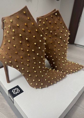 Kahverengi Süet Zımbalı Stiletto Bot - Görsel 3