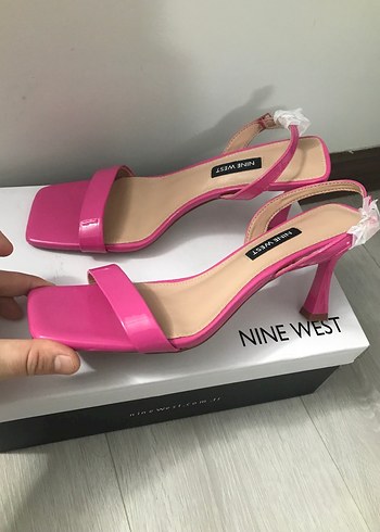 Nine West Pembe Rugan Stiletto Topuklu Ayakkabı - Görsel 4