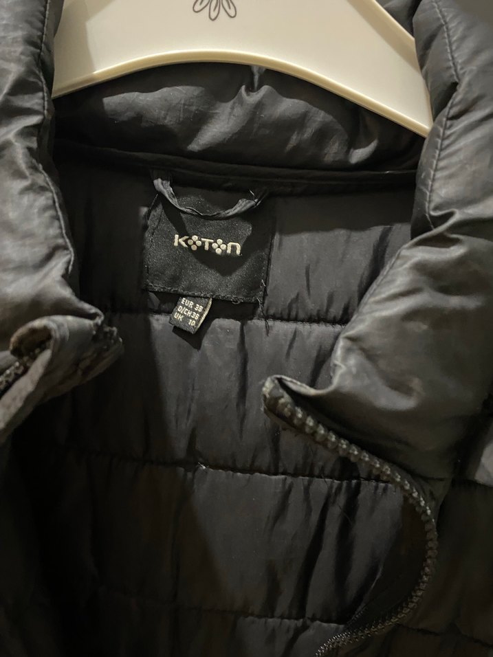 Kadın Siyah Deri Kapitone Mont - Görsel 3