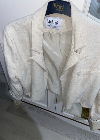 Düğmeli Keten Midi Beyaz Blazer - Görsel 2