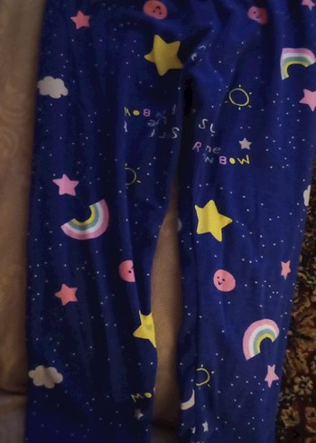 Renkli Desenli pijama takımı - Görsel 2