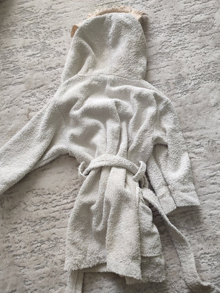 e bebek aslanlı krem renk bornoz - Görsel 4