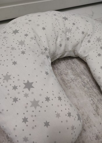 Gri Desenli ve Emzirme Yastığı - Görsel 3