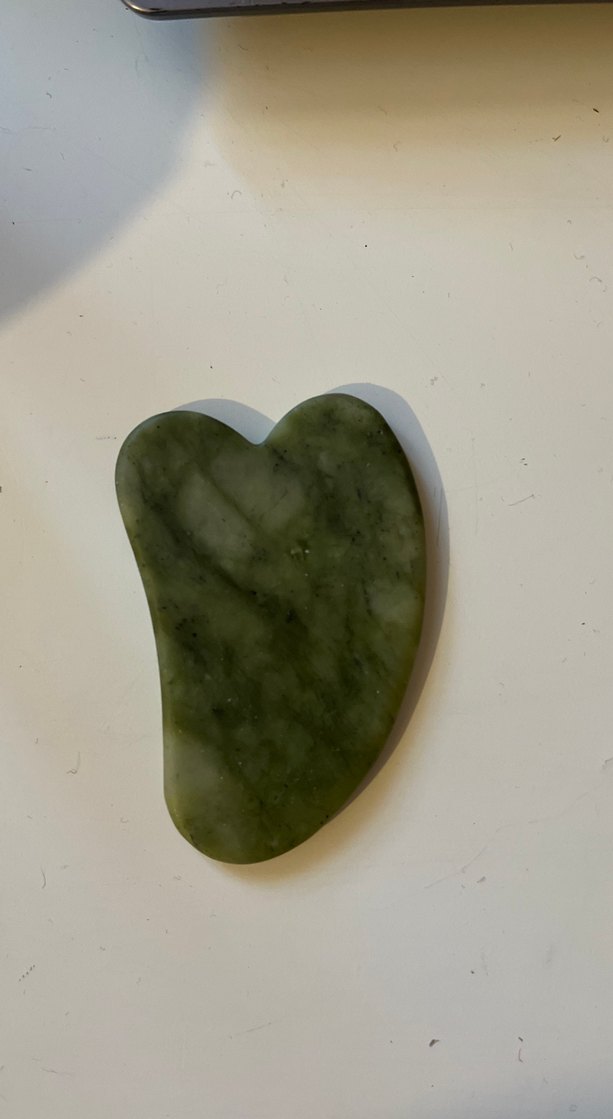 Yeşim Taşı Yüz Masaj Aleti - Görsel 3