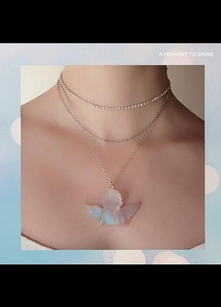Kristal choker ve holografik melek