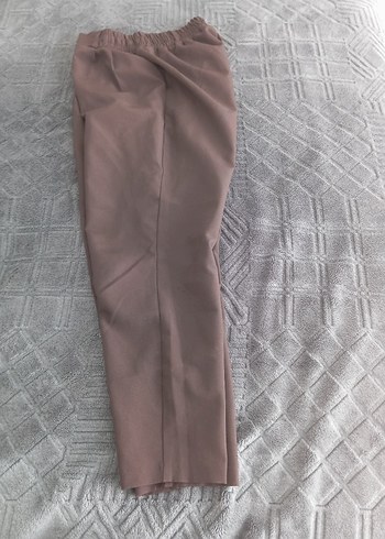 Bej Kadın Piliseli Kumaş Pantolon