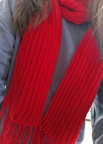 Kırmızı Örgü Atkı - Görsel 2