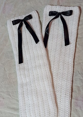 Siyah kurdele detaylı tozluk (leg warmers)ı - Görsel 4
