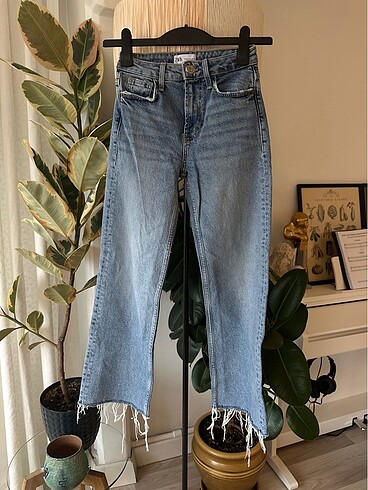 Zara Zara Jean