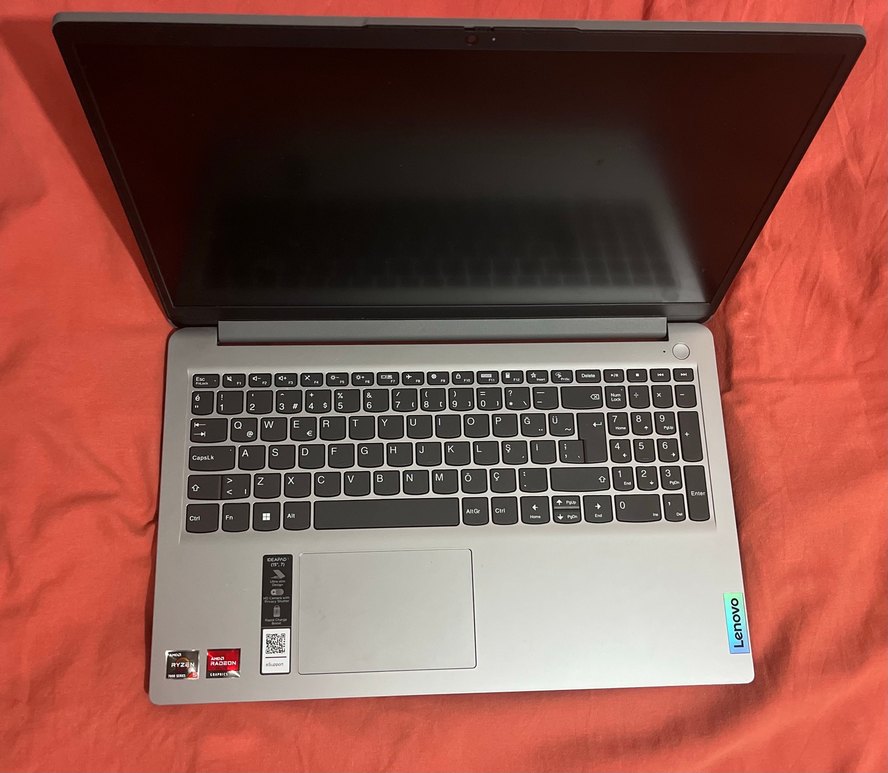 Gri Renkli Lenovo Laptop (Acil Satılık) - Görsel 5