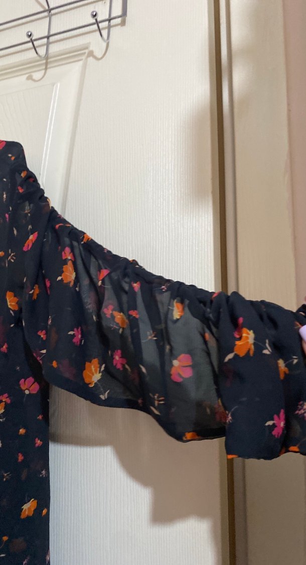 Çiçek Desenli Uzun Kollu Kadın Bluz - Görsel 3