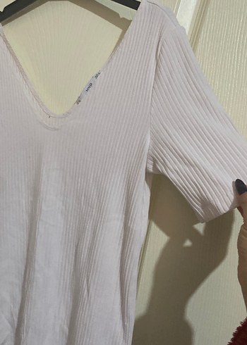 Bej V Yaka Keten Kadın Tişört - Görsel 2