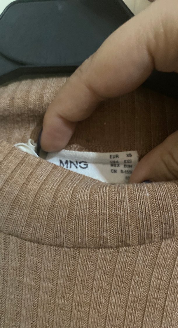 Bej Yüksek Yakalı Kadın Triko - Görsel 3