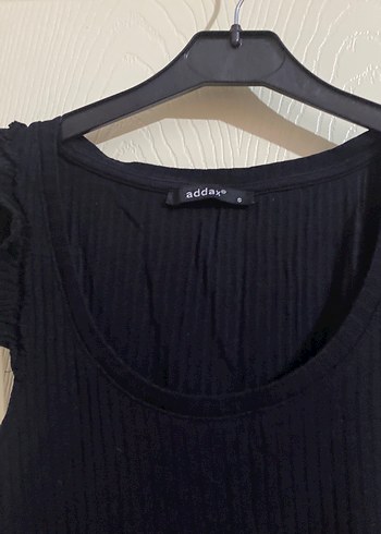 Siyah Keten Kolsuz Fırfırlı Bluz - Görsel 3