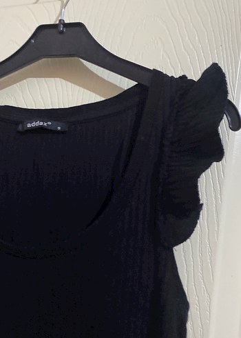 Siyah Keten Kolsuz Fırfırlı Bluz - Görsel 2