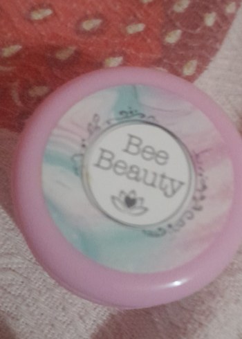 Bee Beauty