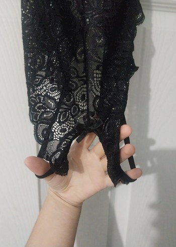 Trendyol & Milla Siyah Dantel Mini Gotik İp Askılı Gecelik