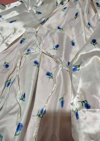 Nakışlı Beyaz Midi Kadın Sabahlık - Görsel 8