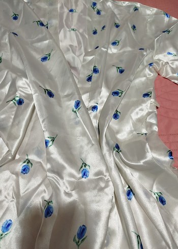 Nakışlı Beyaz Midi Kadın Sabahlık - Görsel 6