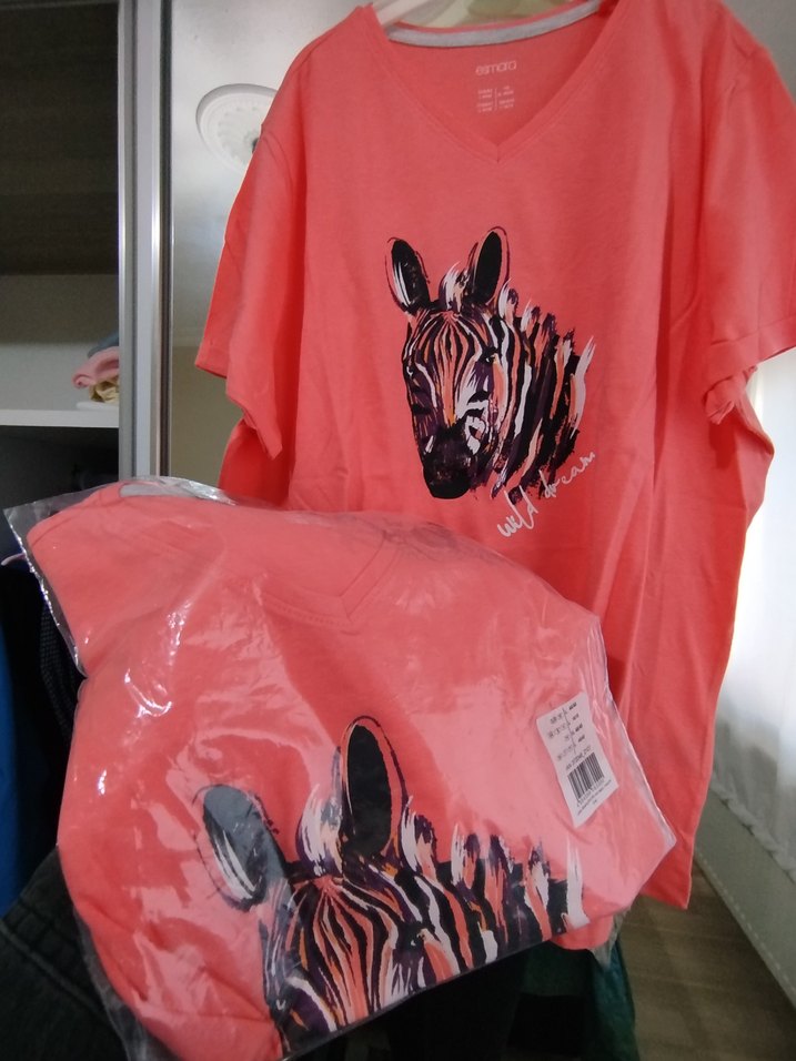 Pembe Baskılı Kısa Kollu  Tişört - Görsel 4