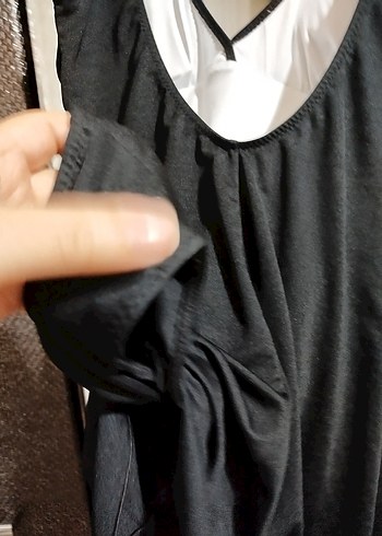 V Yaka Siyah Mayo - Görsel 6