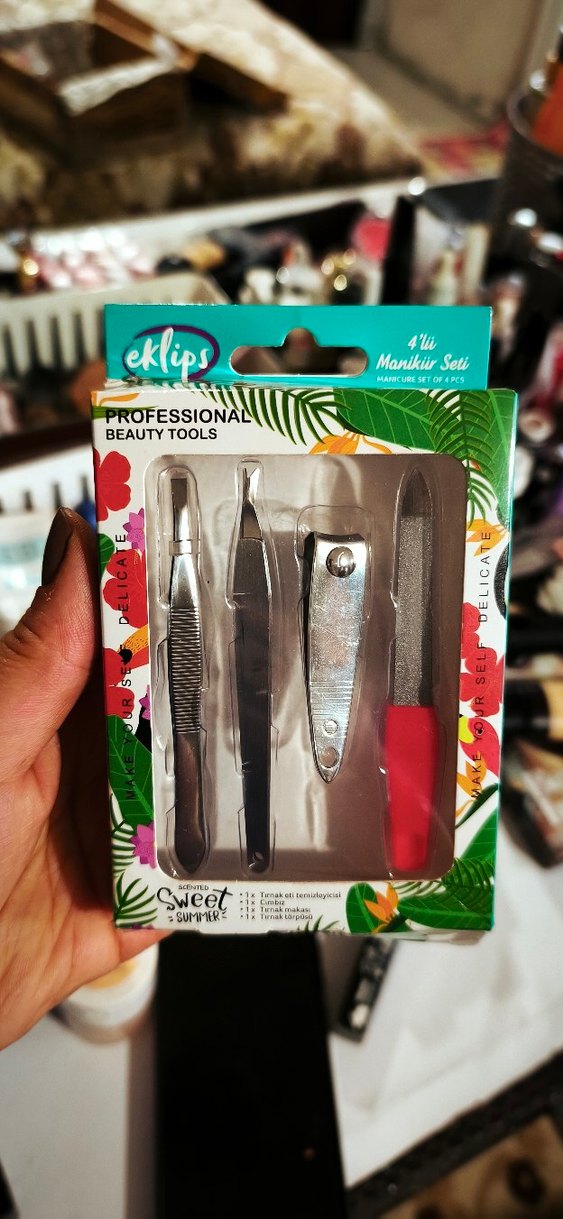 Renkli 4'lü Manikür Seti - Görsel 2