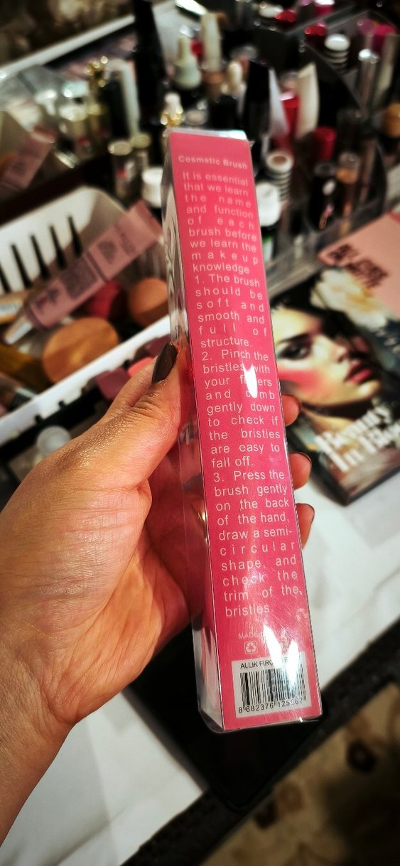 Gold Beauty Pembe Makyaj Fırçası - Görsel 2