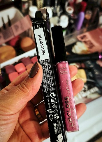Avon Ultra Colour Parlak Pembe Ruj lip gloss - Görsel 3