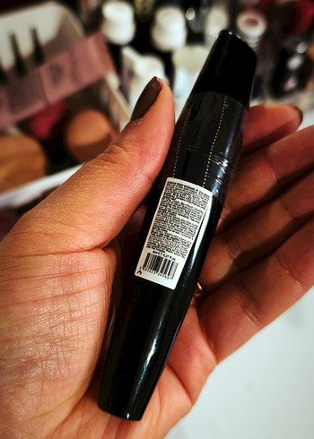 Siyah Uzun Süre Kalıcı Maskara - Görsel 2