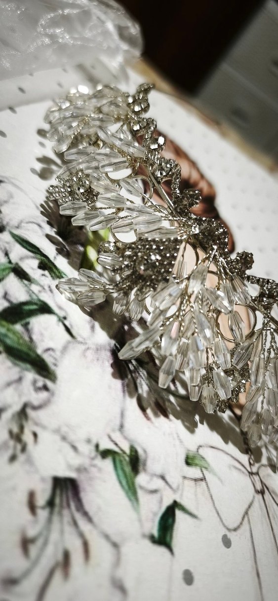 Boncuk İşlemeli Beyaz Cam Saç Aksesuarı - Görsel 3