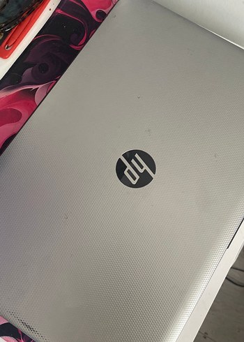 Gri HP Laptop
