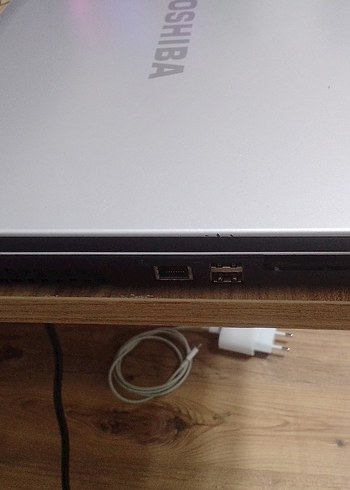 Toshiba l300 taptop - Görsel 4