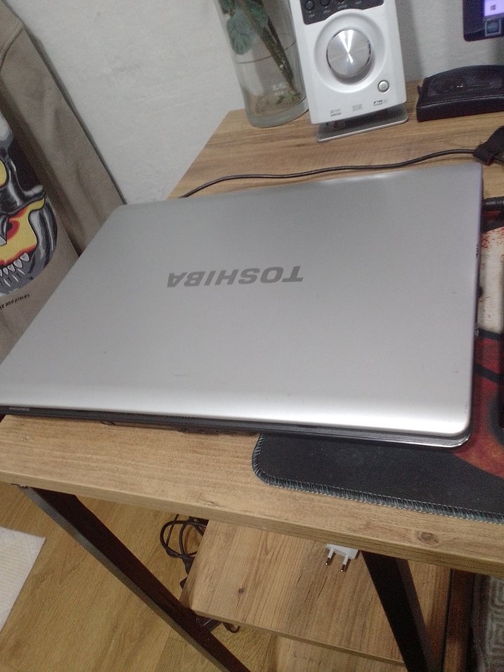 Toshiba l300 taptop - Görsel 5