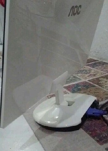 aoc 21.5 inç monitör - Görsel 8