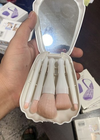 Pastel Beyaz Makyaj Fırça Seti