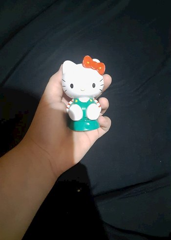 Renkli Yeşil Hello Kitty Figürü