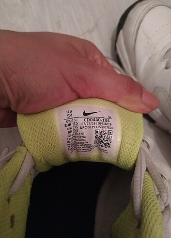 37 Beden beyaz Renk nike sneaker