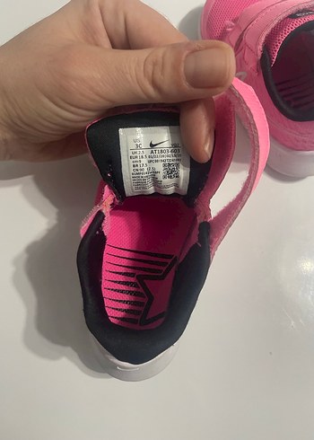 Kız bebek nike spor ayakkabı 18.5 - Görsel 2