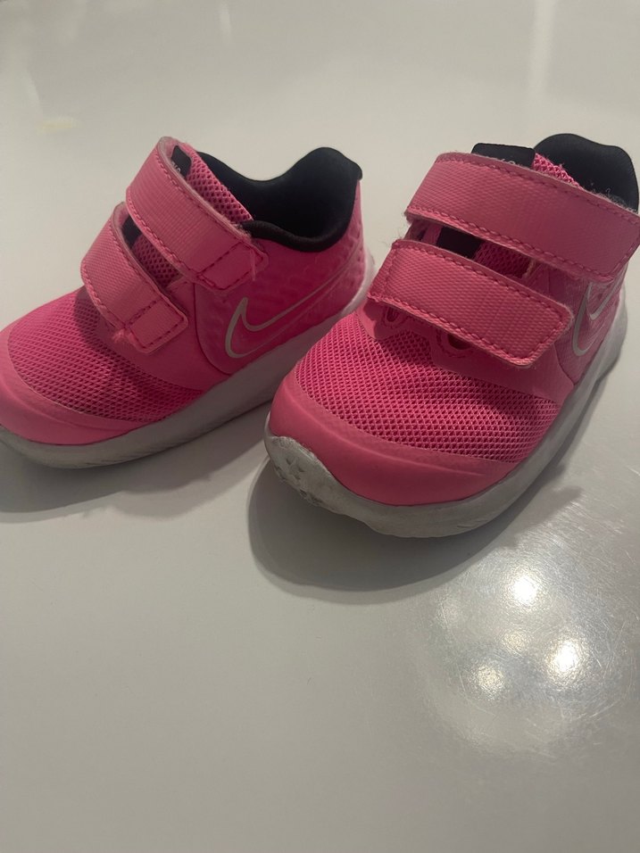 Kız bebek nike spor ayakkabı 18.5 - Görsel 4