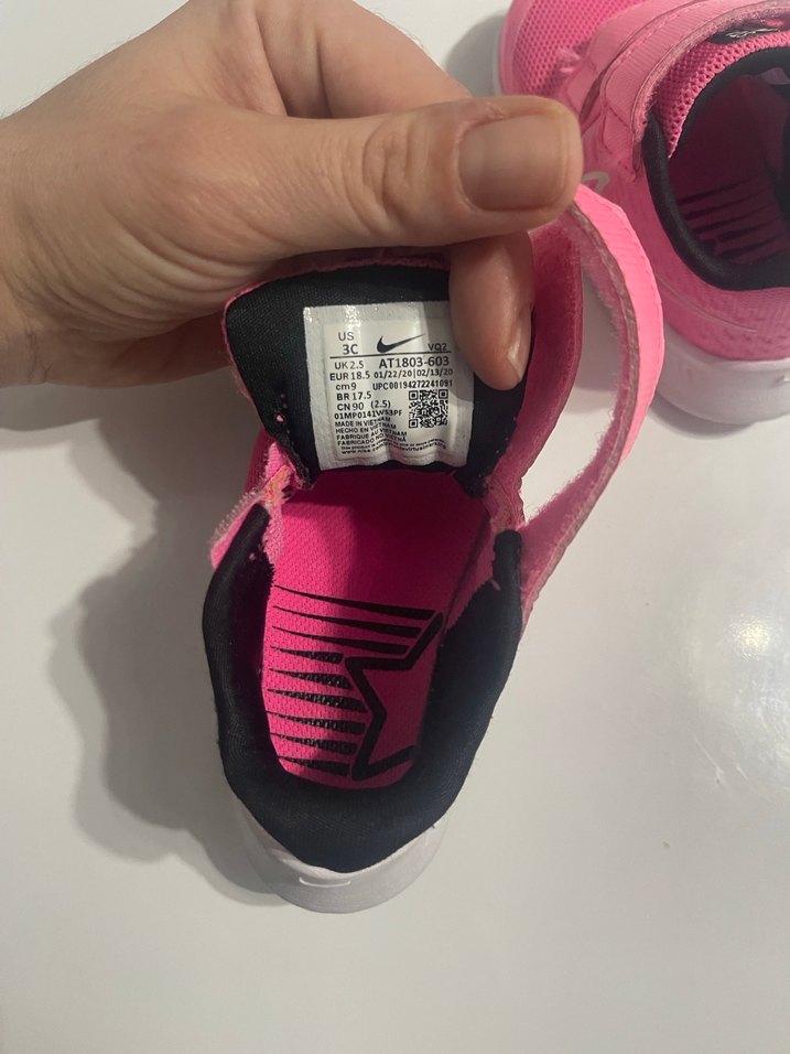 Kız bebek nike spor ayakkabı 18.5 - Görsel 2