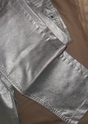 Gümüş Parlak Pantolon - Görsel 3