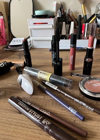 Karışık makyaj seti - Görsel 2