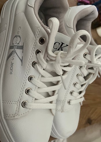 Beyaz Bağcıklı Kadın Spor Ayakkabı - Görsel 2