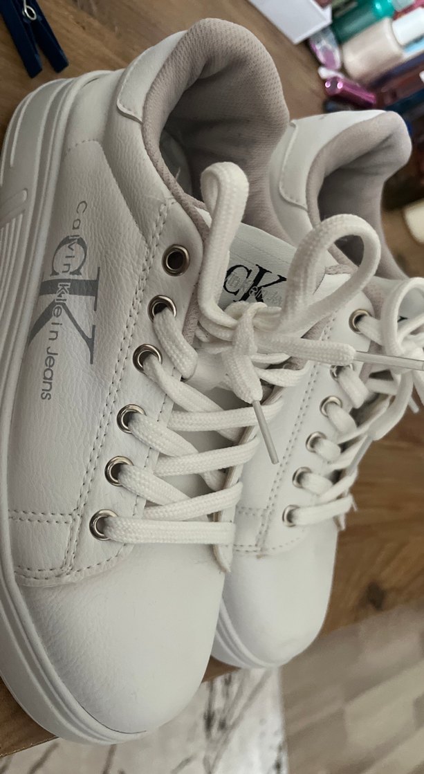 Beyaz Bağcıklı Kadın Spor Ayakkabı - Görsel 2